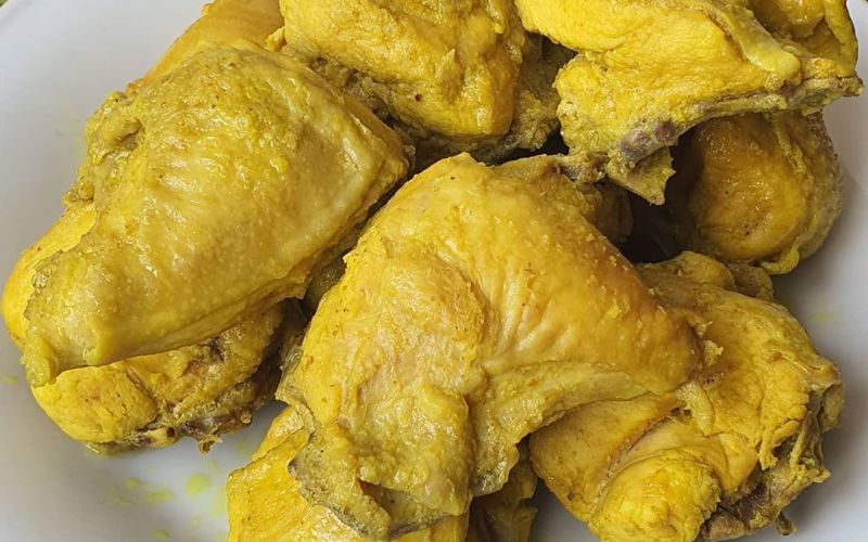ayam bumbu kuning, ayam, bumbu kuning, chicken meat, masakan indonesia, kuliner indonesia, makanan lokal, kuliner lokal, resep ayam bumbu kuning